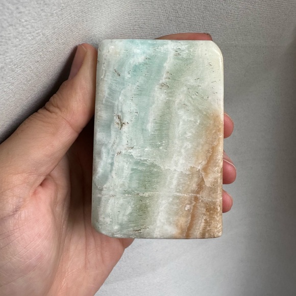 Caribbean Calcite Freeform #4 - Picture 4 of 7